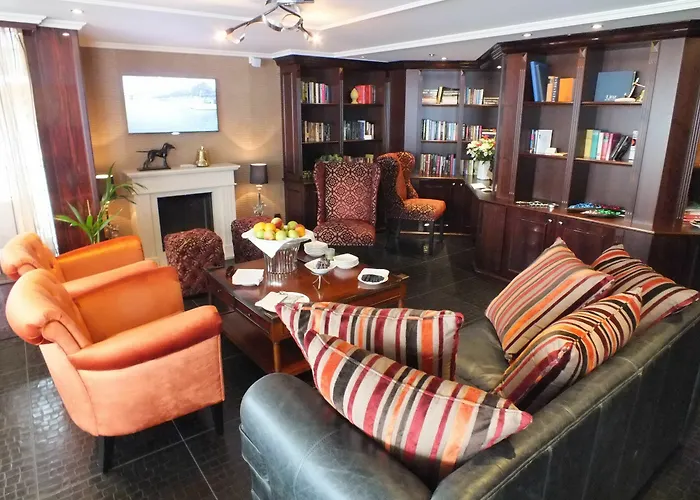 Crossgates Hotelship 4 Star - Altstadt - Duesseldorf